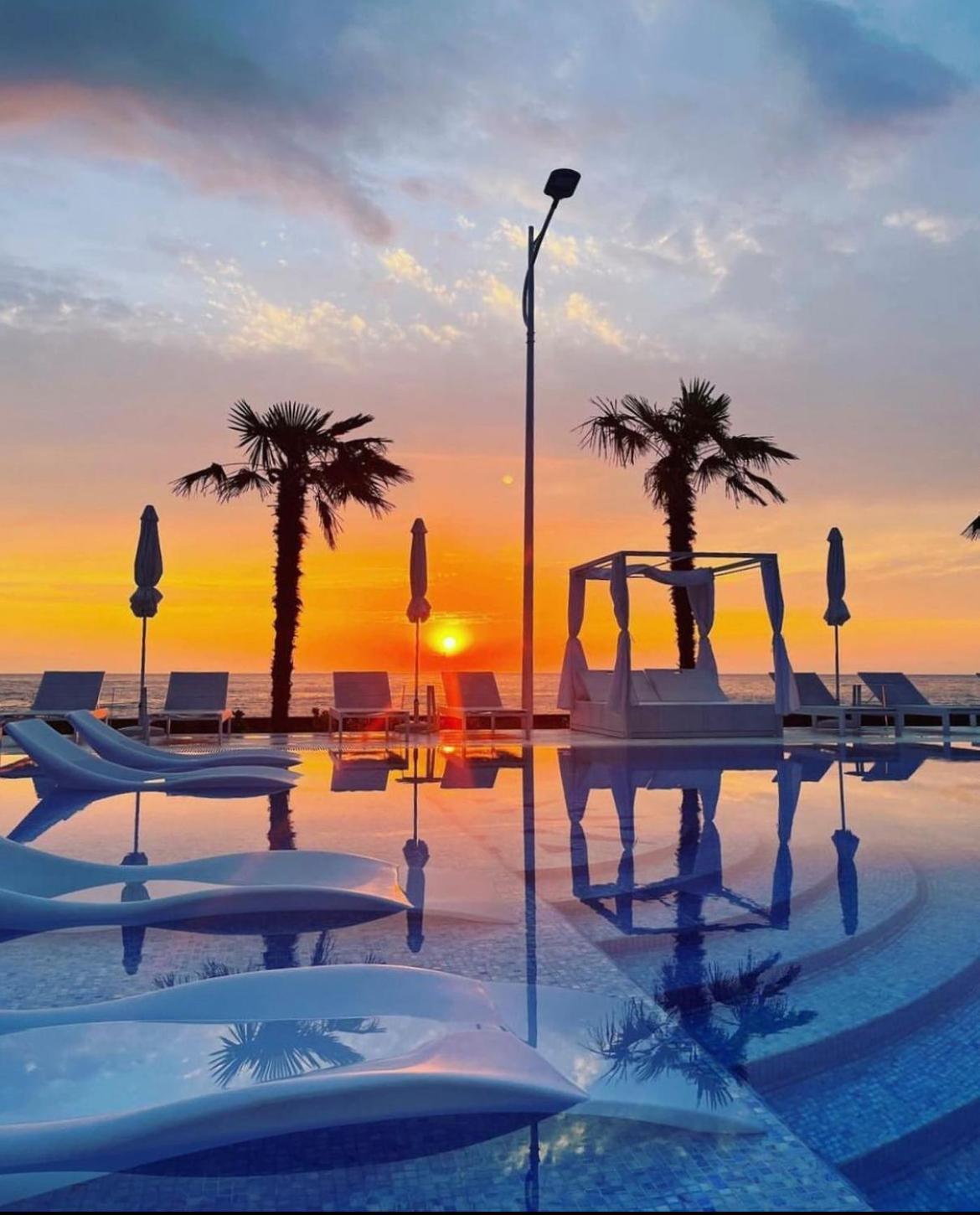 חאקבי Cемейный Номер С Балконом На 4 Чел Dreamland Oasis מראה חיצוני תמונה