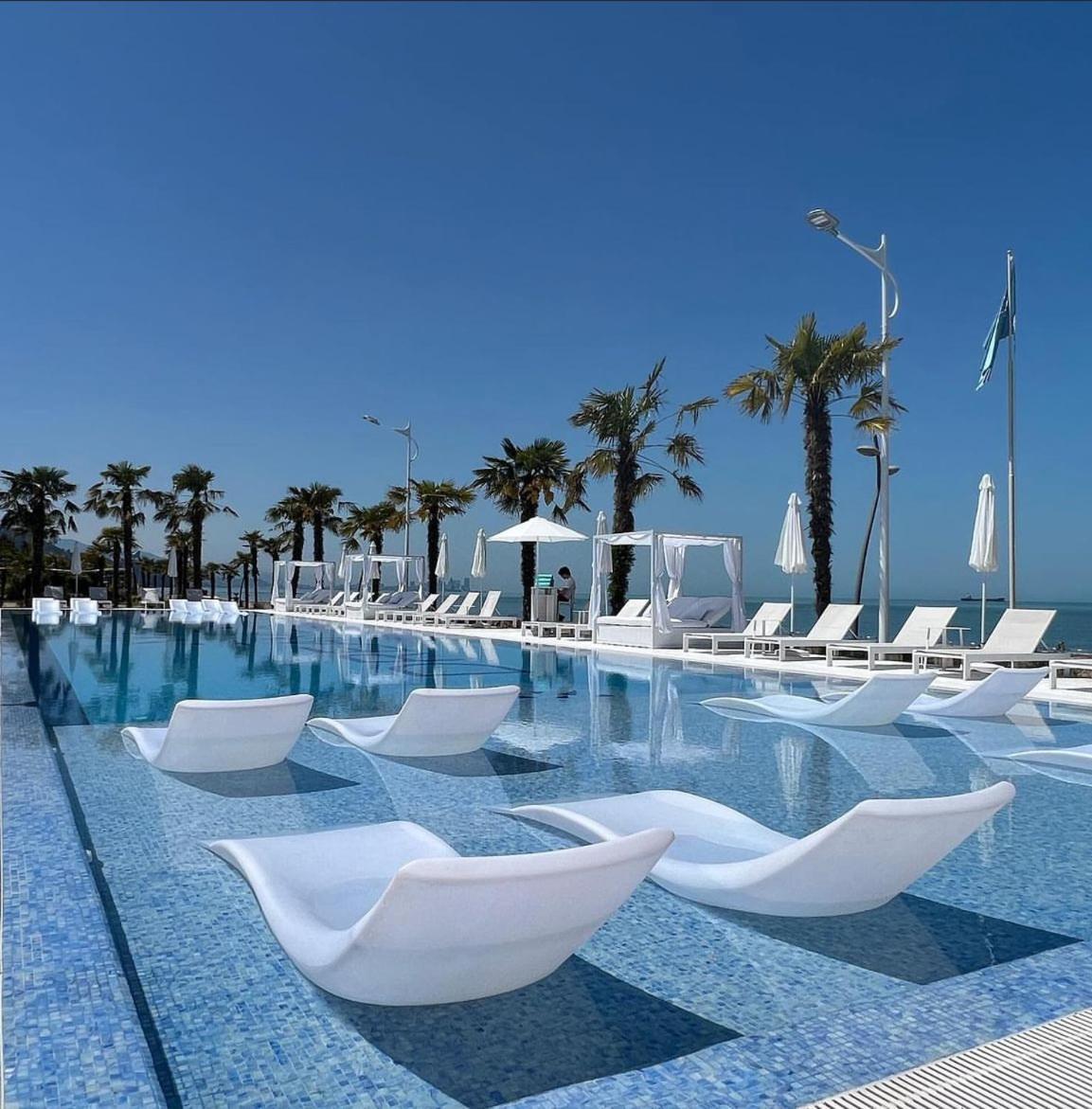 חאקבי Cемейный Номер С Балконом На 4 Чел Dreamland Oasis מראה חיצוני תמונה
