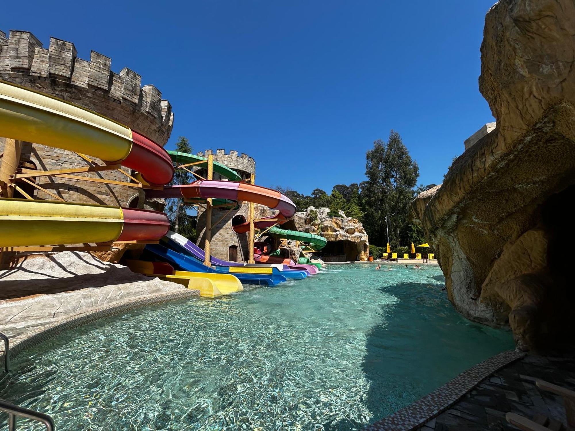 חאקבי Cемейный Номер С Балконом На 4 Чел Dreamland Oasis מראה חיצוני תמונה
